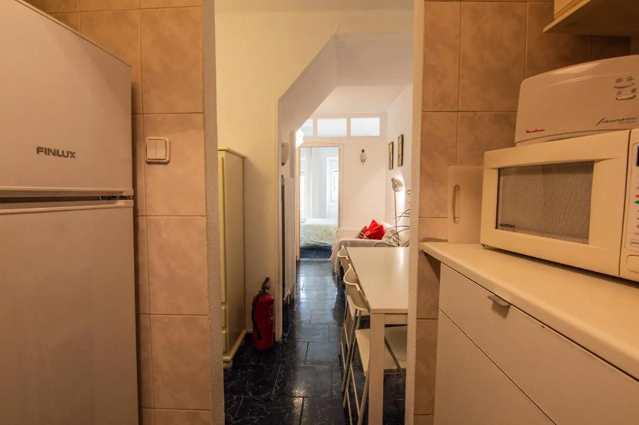 Nice Apartment In Bairro Alto 6º Lissabon